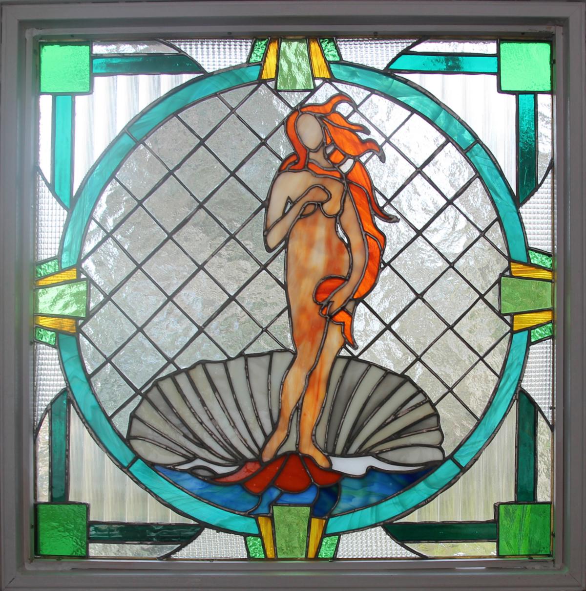 mosaikverglasung-tiffanytechnik-figur-nach-botticelli